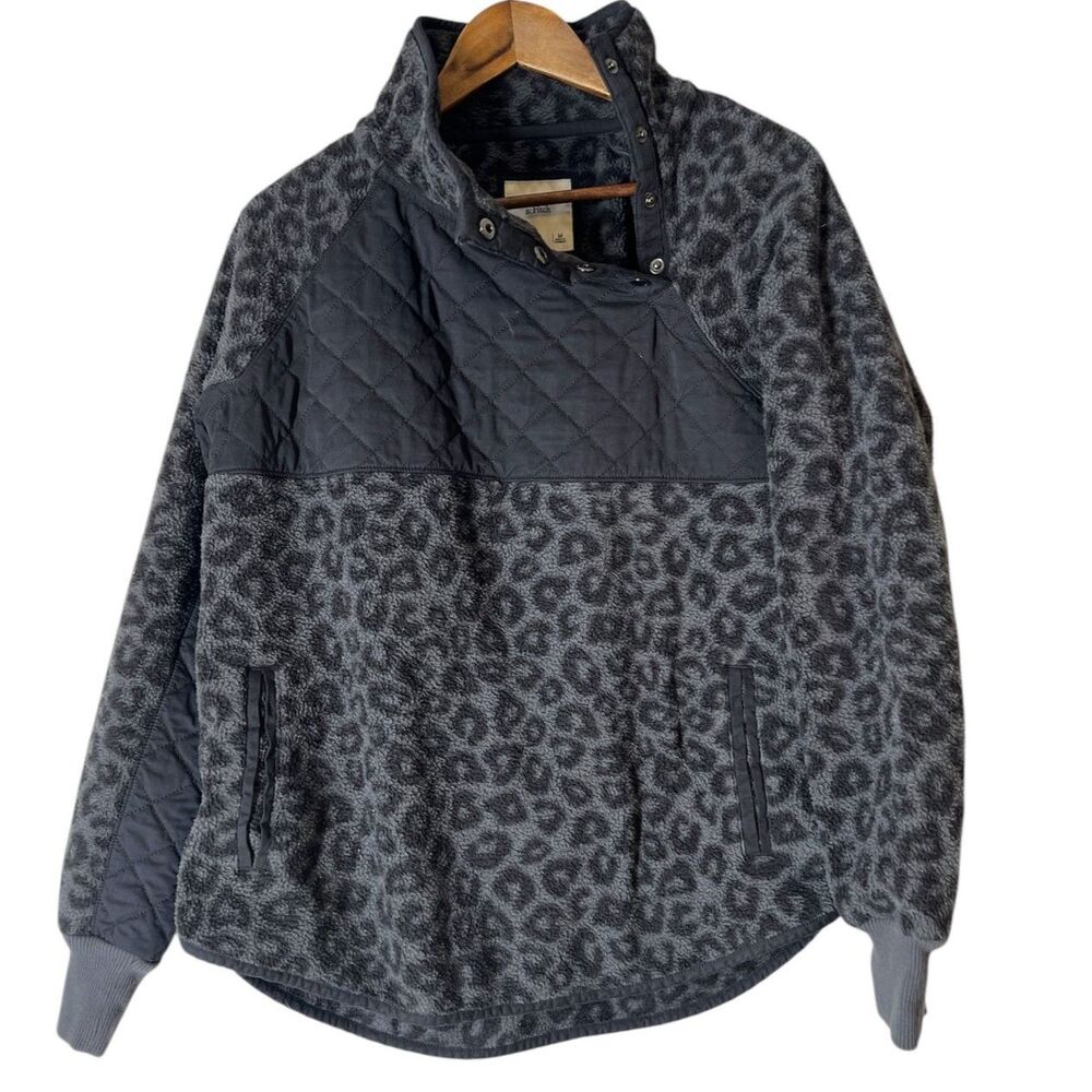 Abercrombie & Fitch Black Fleece Animal Print Jacket Sz M Asymmetrical Snaps